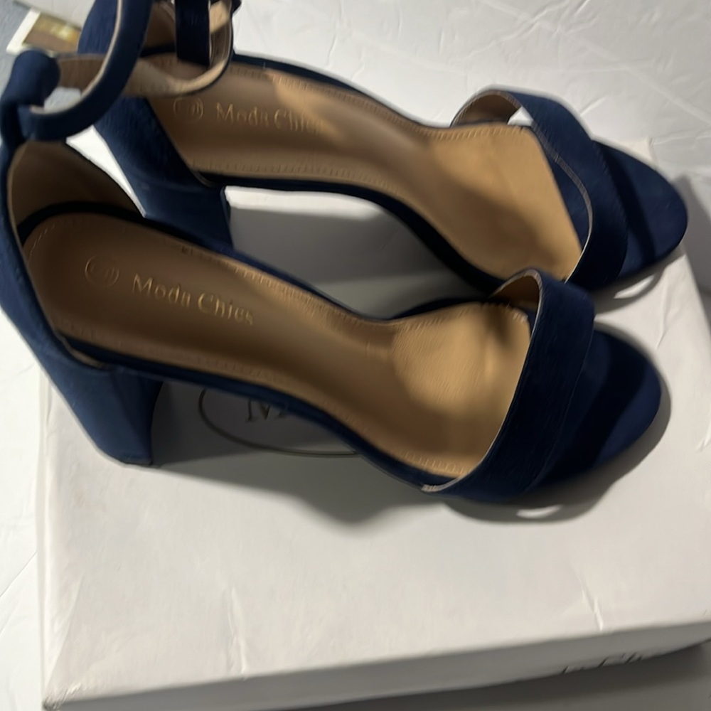 Moda  Chics size 9 good condition